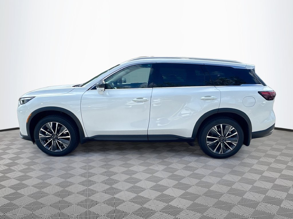 Used 2027 INFINITI QX60 Luxe w/ Cargo Package FWD image 9