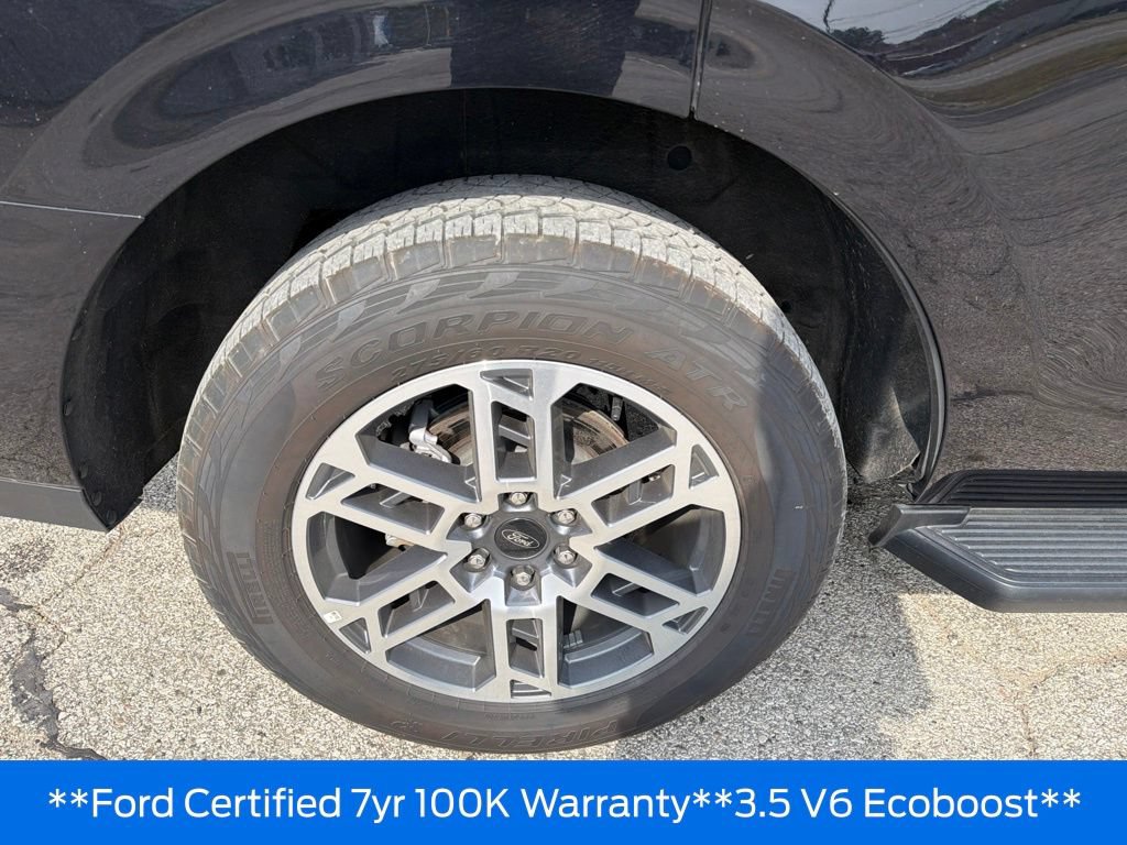 Used 2025 Ford Expedition Active AWD/4WD image 32