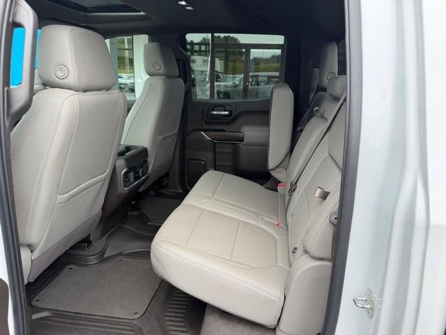 Used 2022 GMC Sierra 1500 SLT w/ SLT Premium Package AWD/4WD image 9