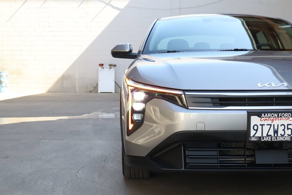 Used 2025 Kia K4 FWD image 9