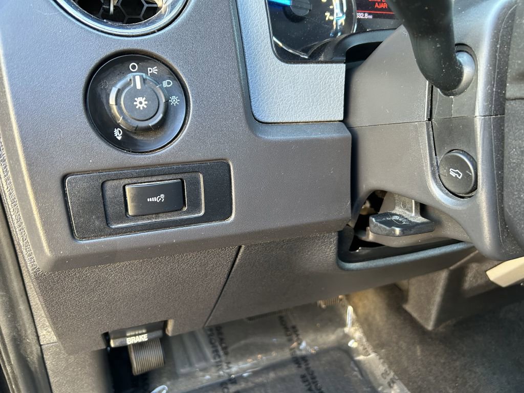 Used 2013 Ford F150 XLT w/ Mid Equipment Group RWD image 6