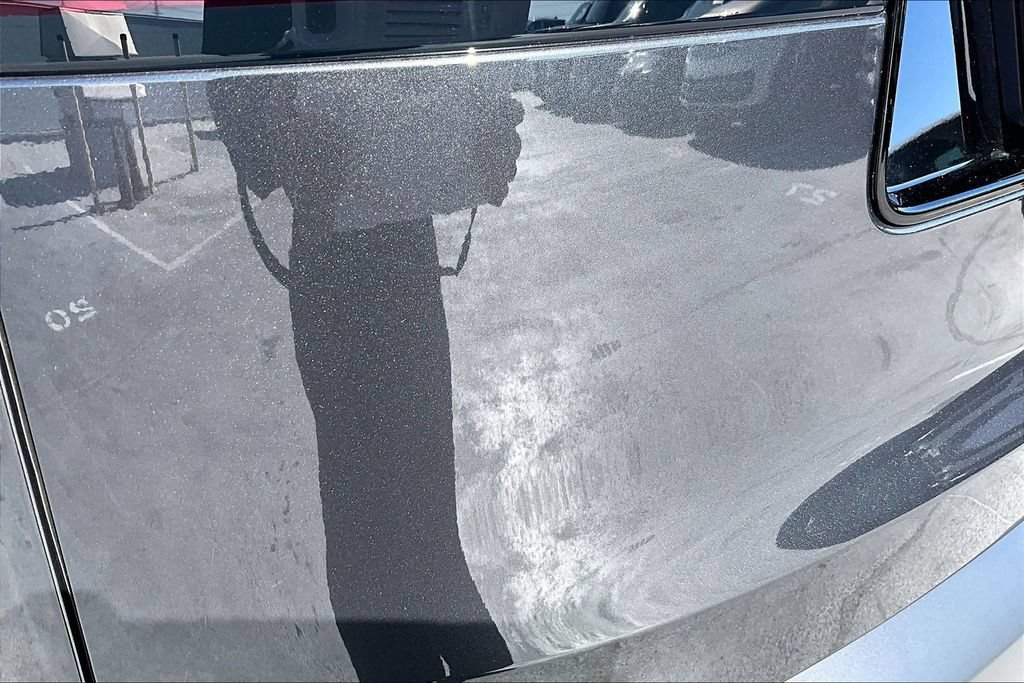 New 2026 Land Rover Discovery S AWD/4WD image 9