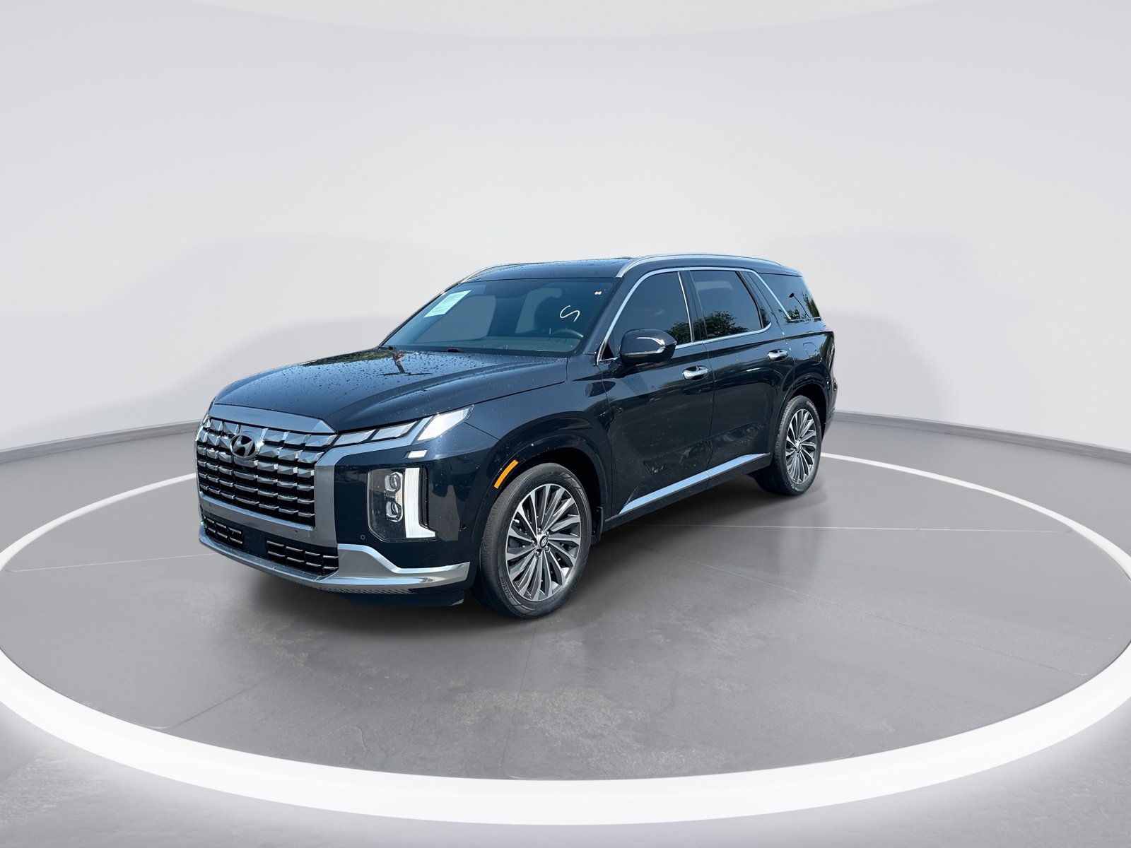 Used 2024 Hyundai Palisade Calligraphy FWD image 5