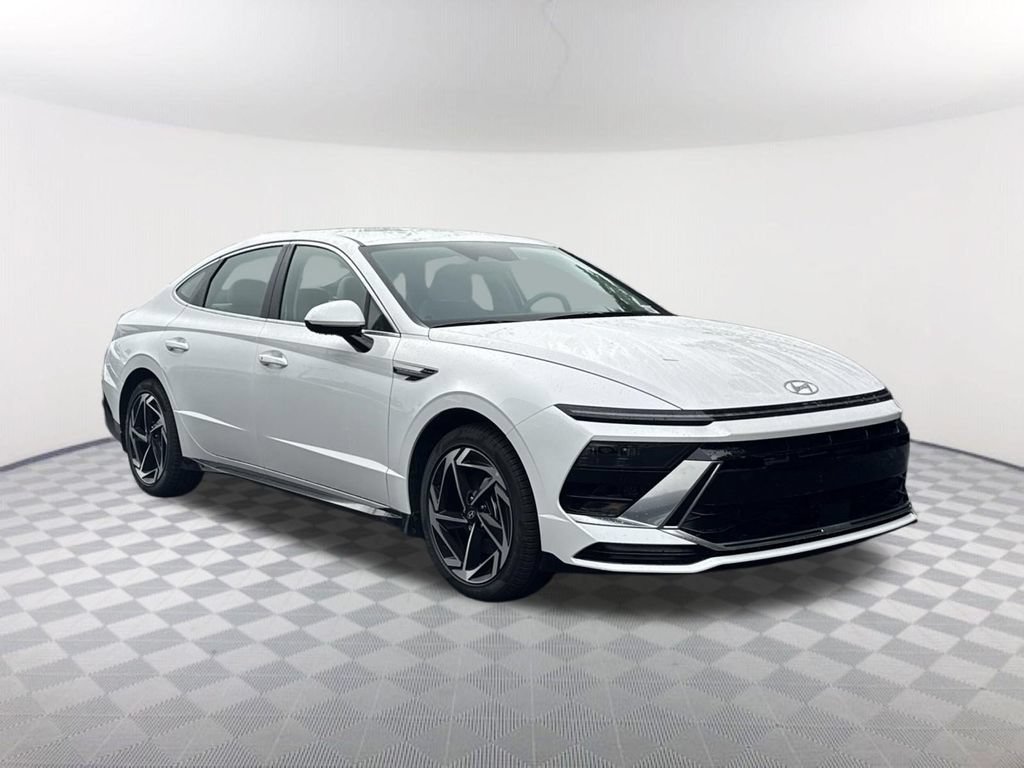 New 2026 Hyundai Sonata SEL FWD image 3