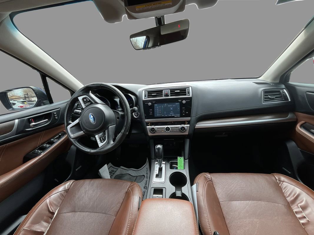 Used 2017 Subaru Outback 2.5i Touring w/ Popular Package #5A image 9
