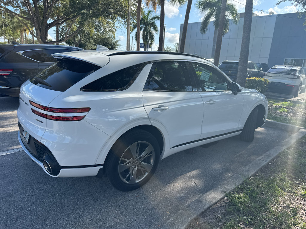 Certified 2024 Genesis GV70 3.5T Sport AWD/4WD image 5