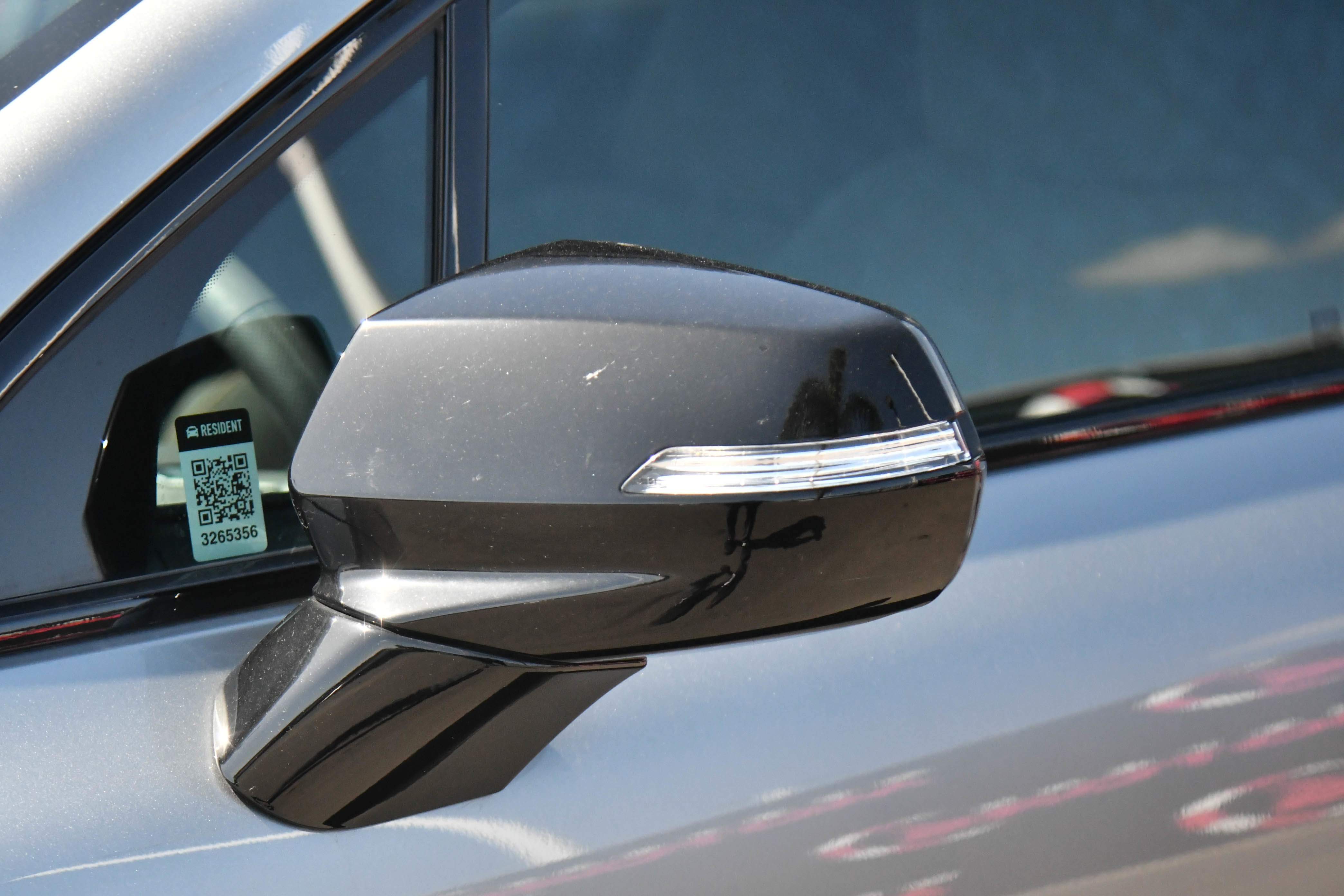 Used 2024 Honda Prologue EX image 13