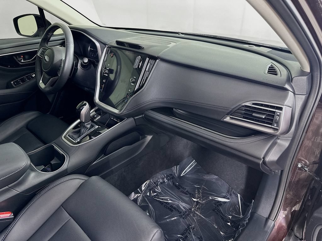 Certified 2025 Subaru Outback Limited AWD/4WD image 37