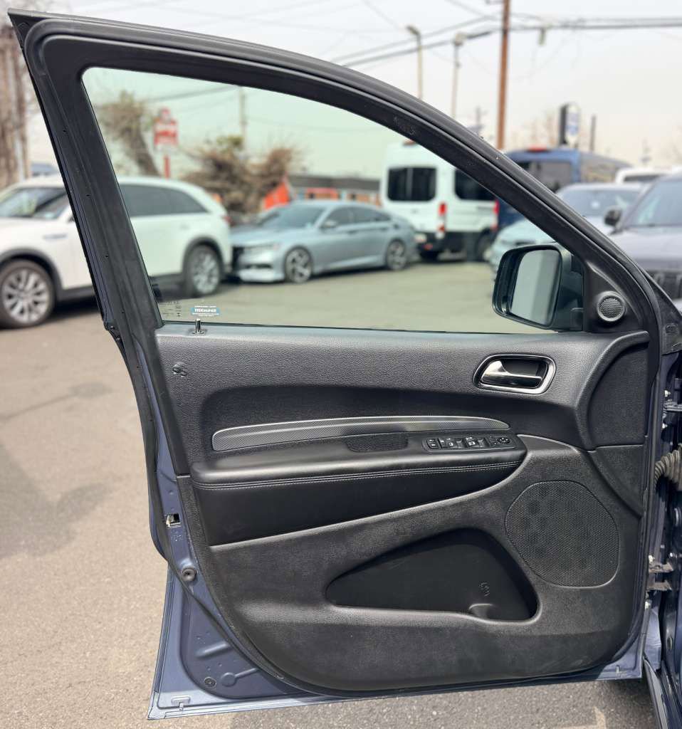 Used 2019 Dodge Durango GT w/ Blacktop Package AWD/4WD image 12