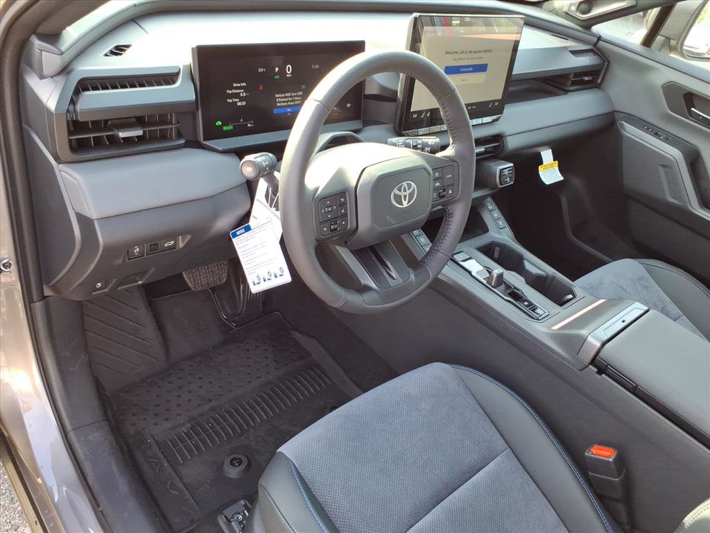 New 2026 Toyota RAV4 XSE AWD/4WD image 4