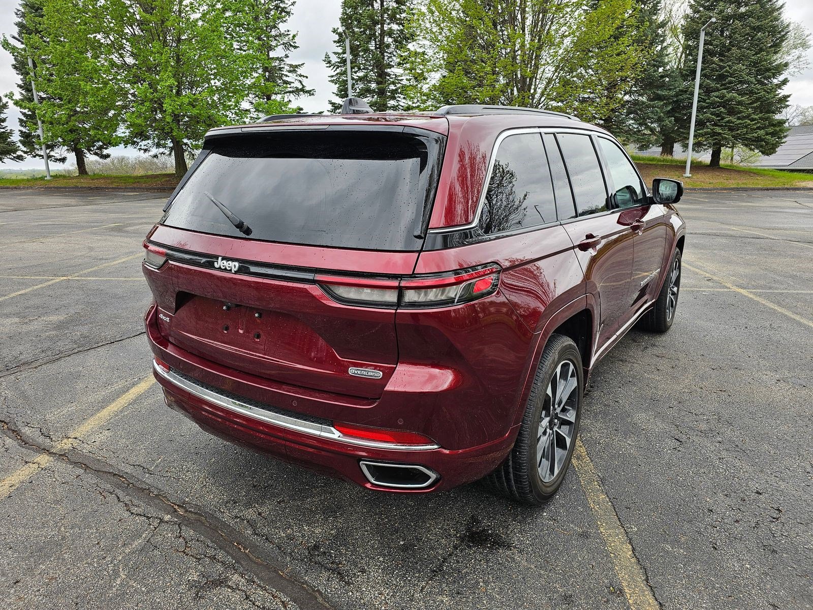 Used 2025 Jeep Grand Cherokee Overland AWD/4WD image 6