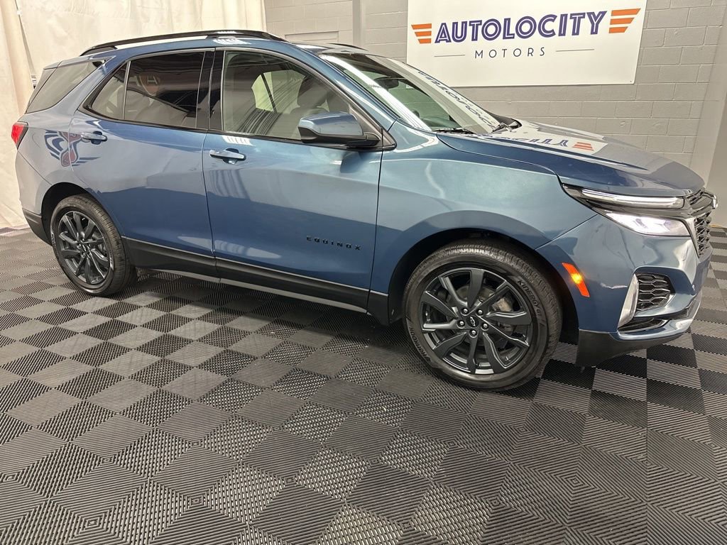 Used 2024 Chevrolet Equinox RS AWD/4WD image 3