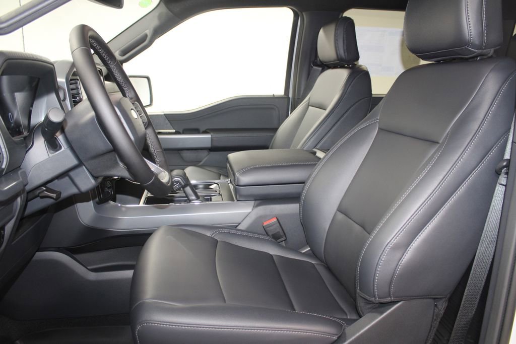 New 2025 Ford F150 XLT w/ Equipment Group 303A High image 21