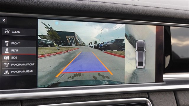 Used 2020 Porsche Panamera 4 image 26