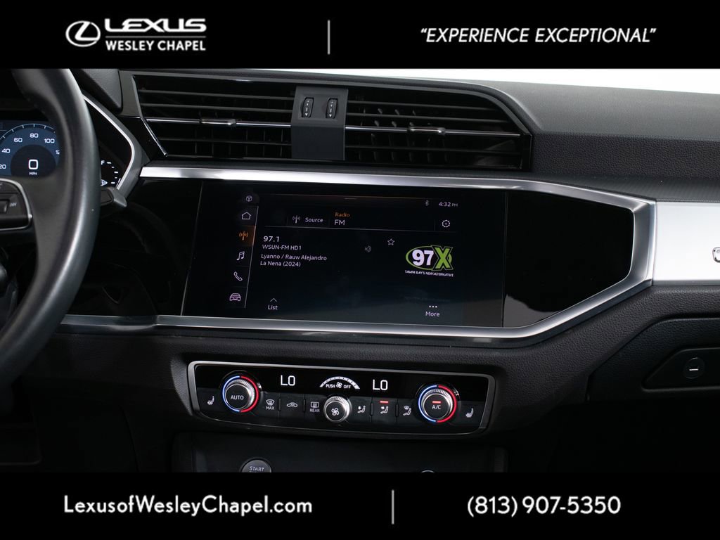 Used 2020 Audi Q3 2.0T Premium w/ Convenience Package AWD/4WD image 25