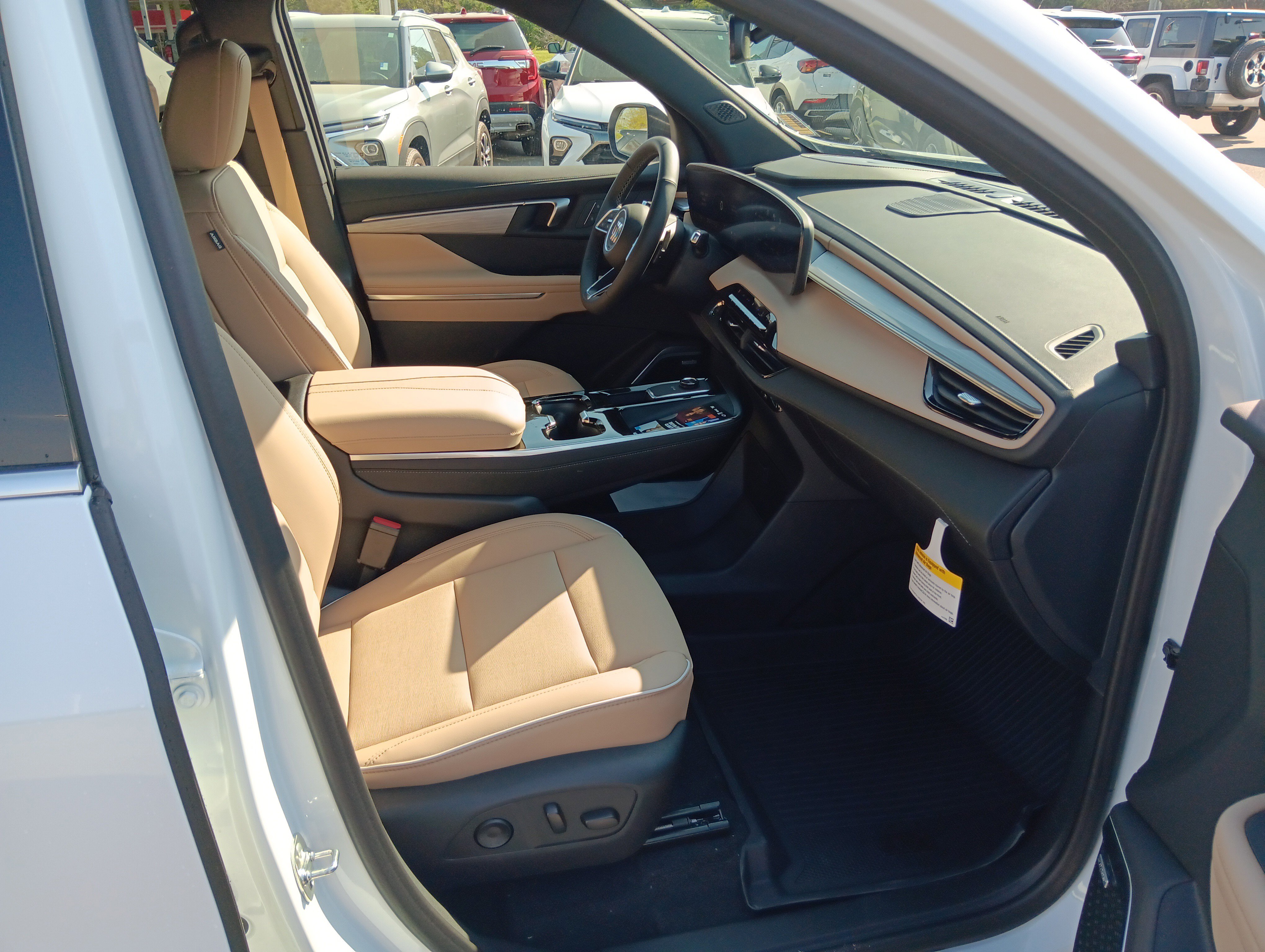 New 2026 Buick Enclave Preferred w/ LPO, Floor Liner Package FWD image 17