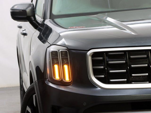 Used 2024 Kia Telluride SX image 4
