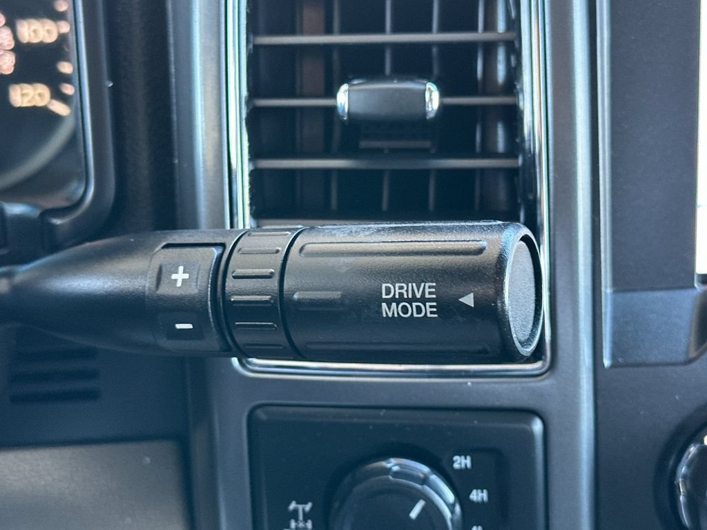 Certified 2019 Ford F150 XLT w/ Equipment Group 302A Luxury AWD/4WD image 20