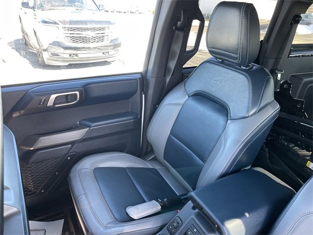 Used 2023 Ford Bronco Outer Banks w/ Sasquatch Package image 23