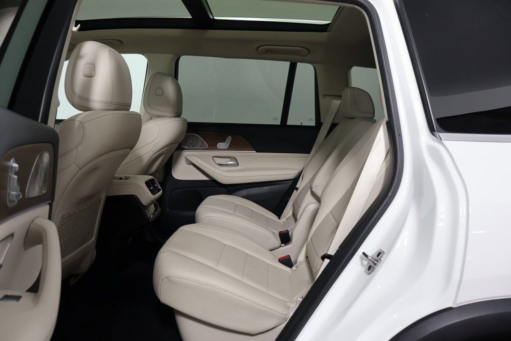 Certified 2024 Mercedes-Benz GLS 450 4MATIC image 11
