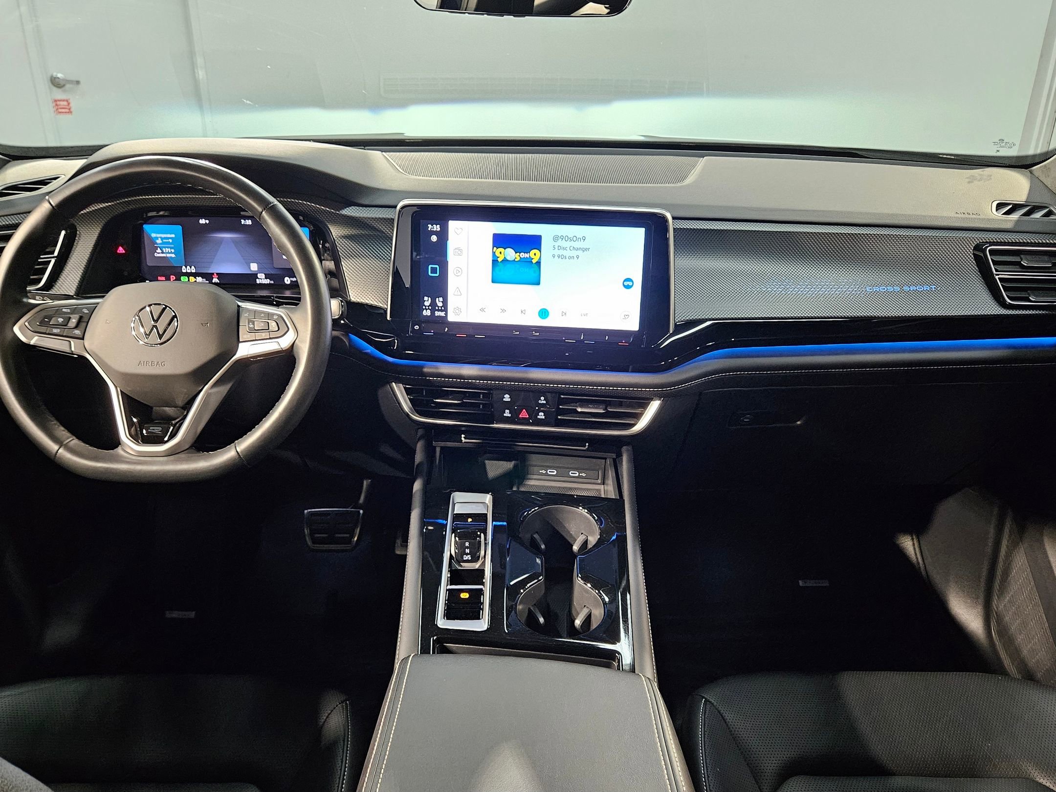 Used 2024 Volkswagen Atlas Cross Sport SEL R-Line image 10