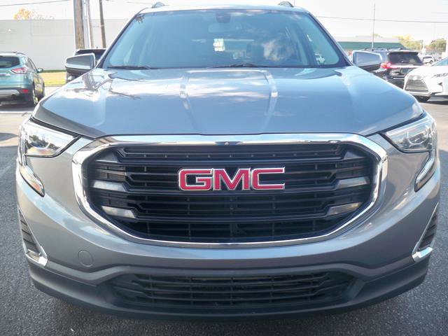 Used 2019 GMC Terrain SLE w/ Driver Convenience Package image 2