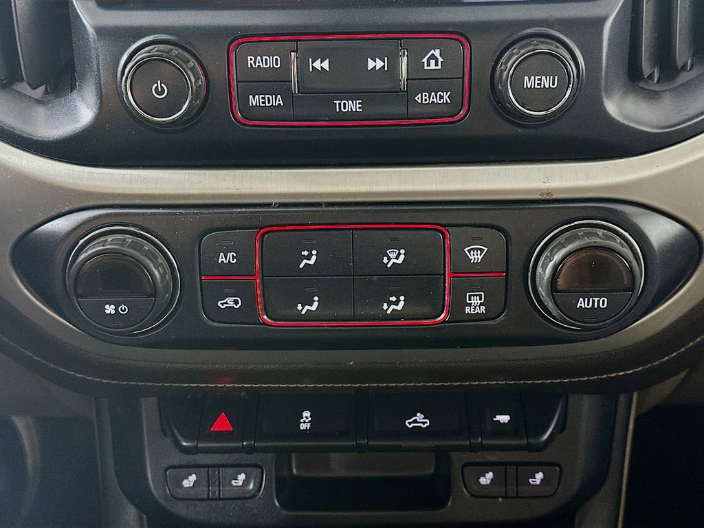 Used 2016 GMC Canyon SLT image 18