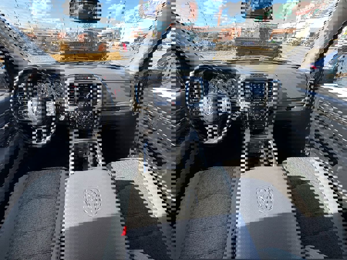 Used 2018 RAM 1500 Big Horn image 18