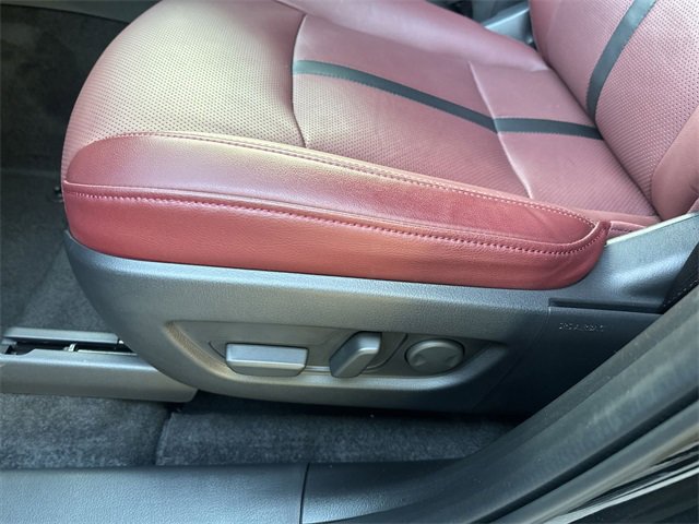 Used 2025 MAZDA CX-70 3.3 Turbo w/ Premium Plus Pkg image 12