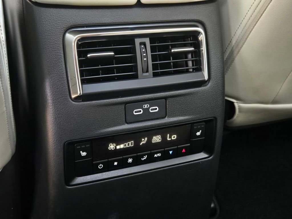 Certified 2025 MAZDA CX-90 3.3 Turbo w/ Premium Plus Pkg image 14