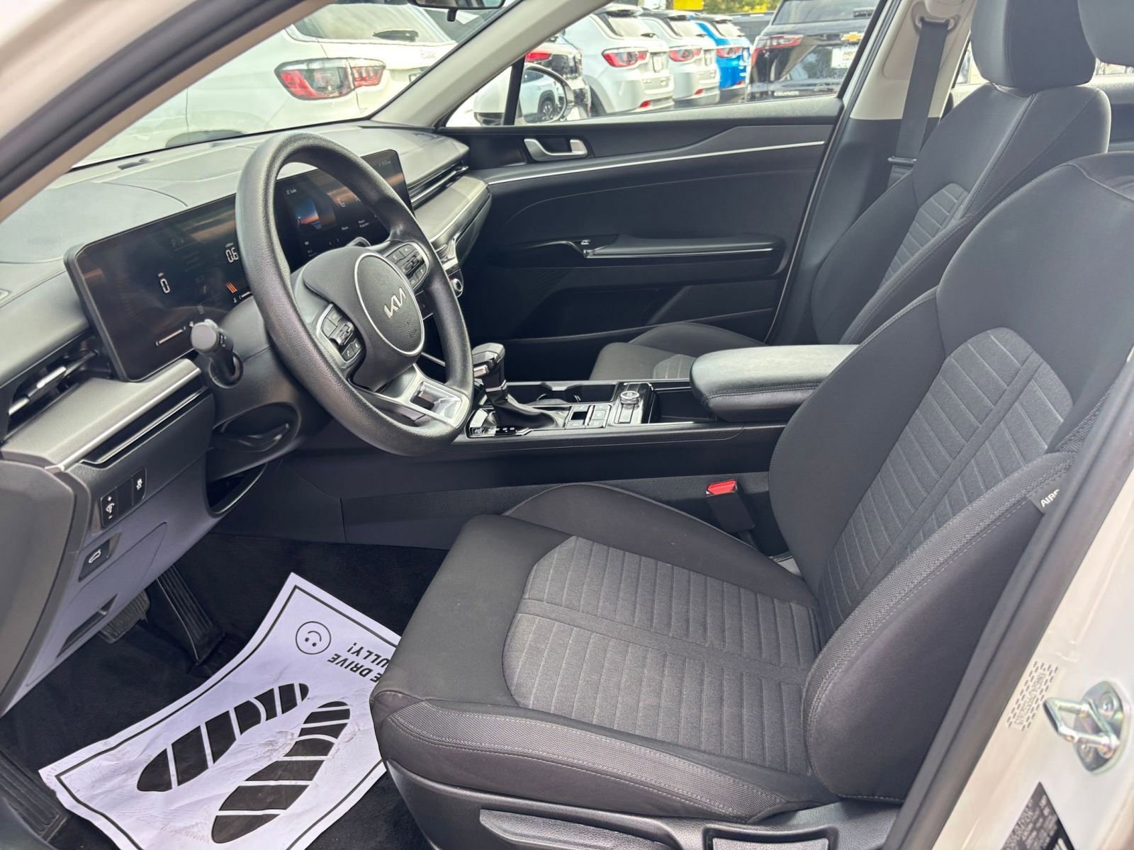 Used 2025 Kia K5 LXS image 27