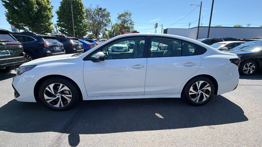Used 2025 Subaru Legacy Premium AWD/4WD image 7