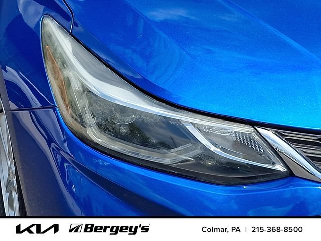 Used 2016 Chevrolet Cruze LT FWD image 11