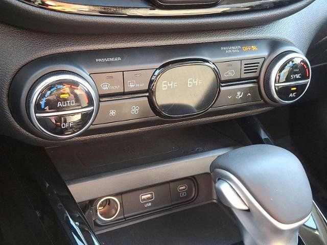 Used 2025 Kia Soul GT-Line image 16