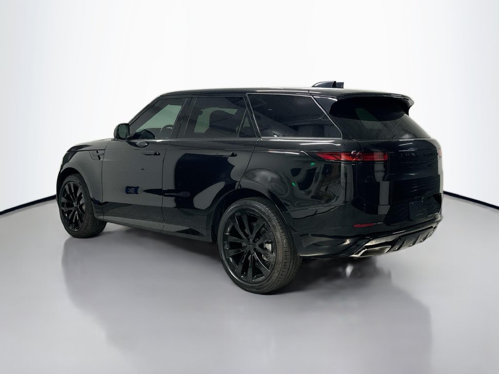 Used 2026 Land Rover Range Rover Sport Dynamic SE AWD/4WD image 3