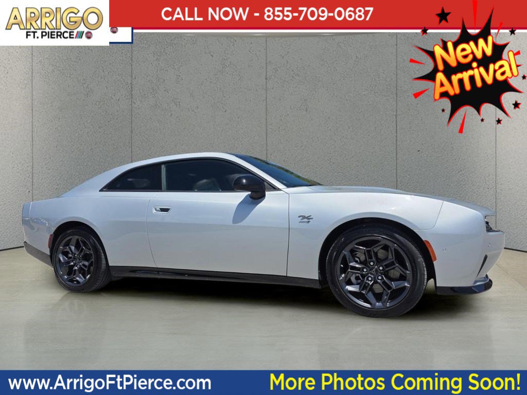 Used 2025 Dodge Charger R/T w/ Sun & Sound Package