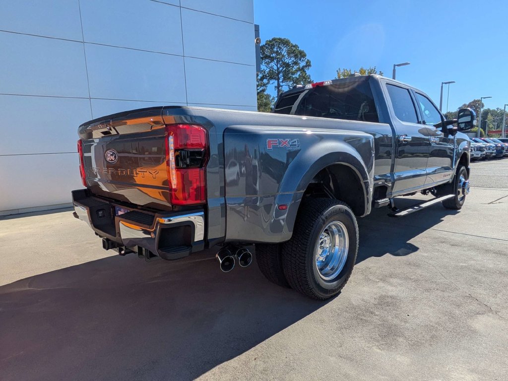 New 2027 Ford F350 Lariat w/ Lariat Ultimate Package AWD/4WD image 4