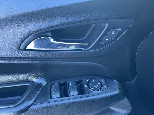 Used 2020 Chevrolet Equinox LT w/ LPO, Floor Liner Package image 23