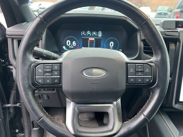 Used 2023 Ford Expedition Platinum image 28