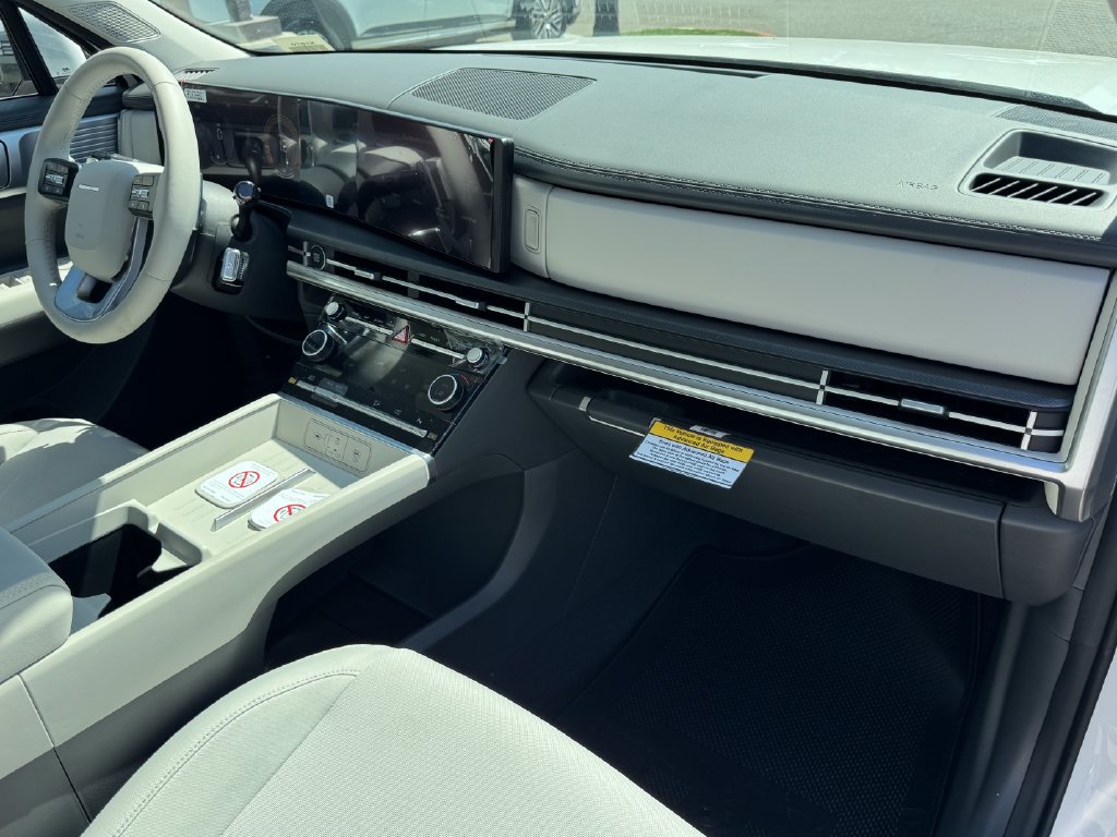 New 2026 Hyundai Santa Fe SE FWD image 9