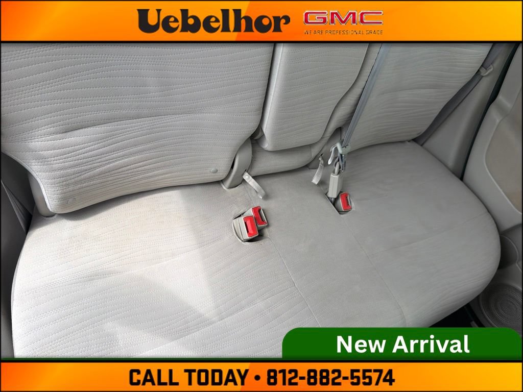 Used 2013 Nissan Cube 1.8 S w/ Interior Designer Pkg FWD image 6