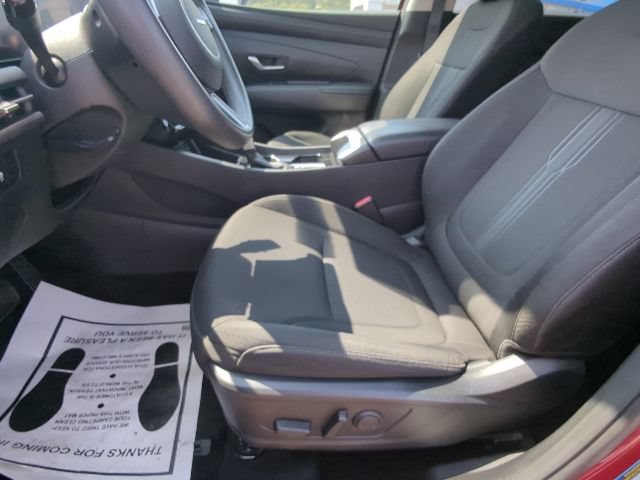 Used 2025 Hyundai Tucson SEL AWD/4WD image 10