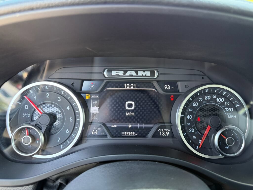 Used 2026 RAM 1500 Laramie AWD/4WD image 28