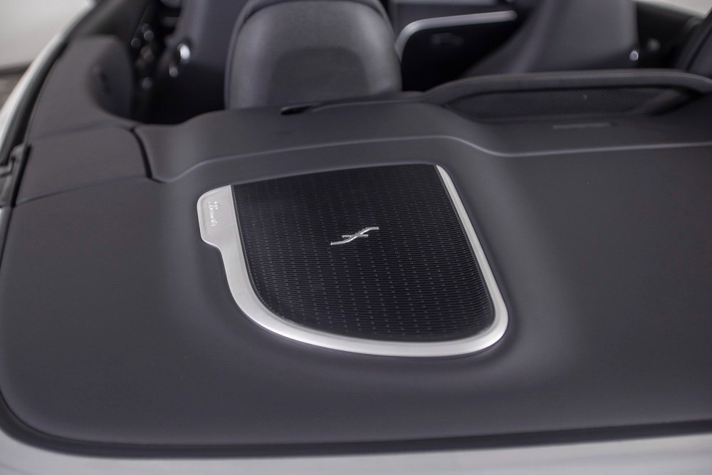 Used 2025 Mercedes-Benz CLE 300 4MATIC Cabriolet image 15