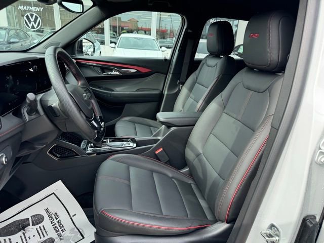 Used 2025 Chevrolet TrailBlazer RS w/ Convenience Package image 11