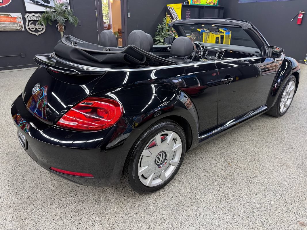 Used 2014 Volkswagen Beetle 1.8T FWD image 13