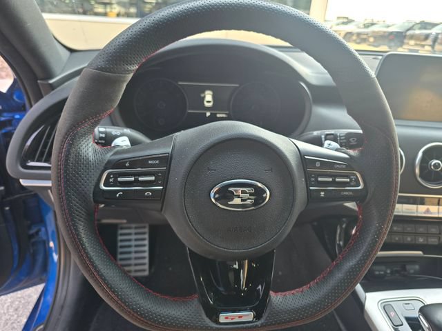 Used 2018 Kia Stinger GT2 AWD/4WD image 10