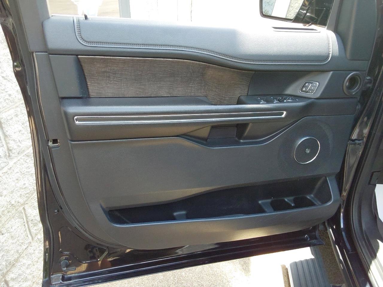 Used 2019 Ford Expedition Max Limited w/ Equipment Group 302A AWD/4WD image 22