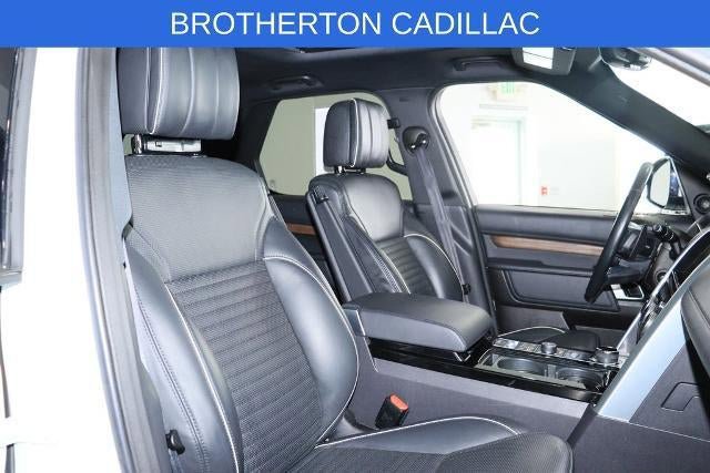 Used 2018 Land Rover Discovery HSE Luxury AWD/4WD image 23