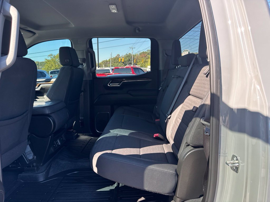 Used 2024 GMC Sierra 1500 Elevation w/ LPO, Elevation Black Package AWD/4WD image 25